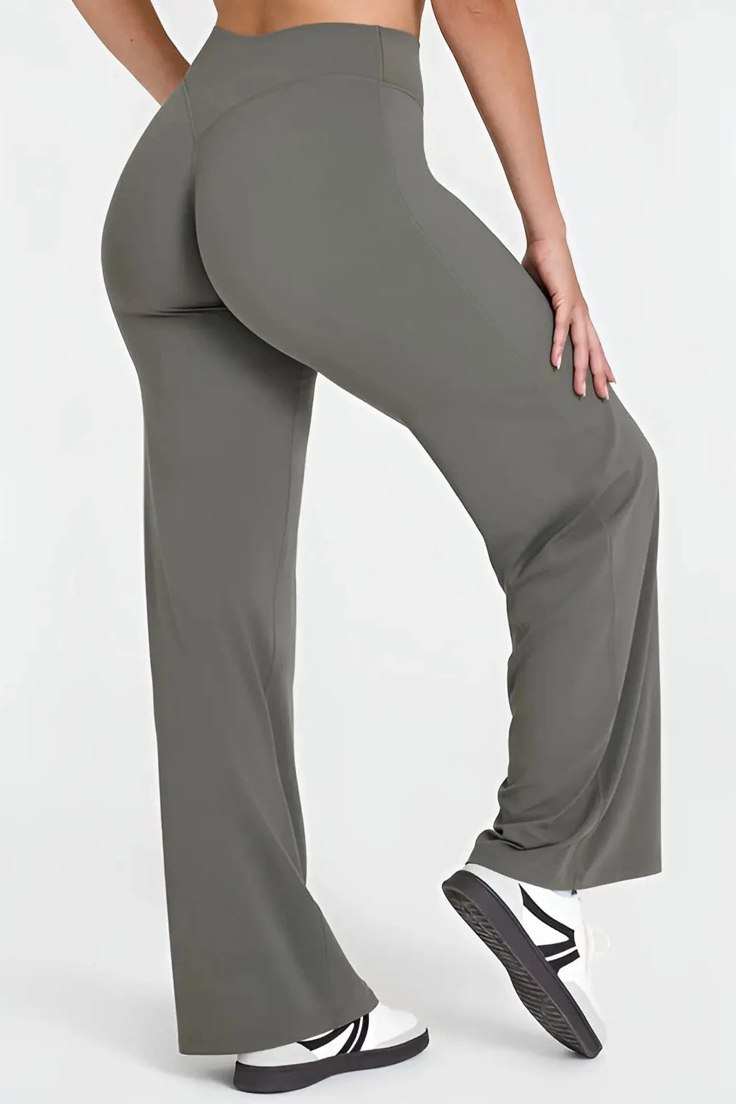 Align Straight-Leg Yoga Pants